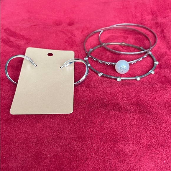 Fashion Jewelry Jewelry - Fashion Jewelry Silver 3 Bracelet & Earrings